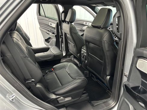 Used 2023 Ford Explorer ST w/ Equipment Group 401A image 12