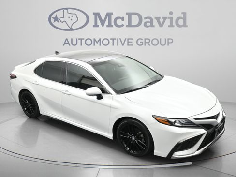 Used 2024 Toyota Camry XSE w/ Navigation Package FWD image 33