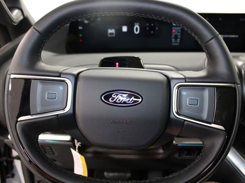 New 2025 Ford Expedition Platinum w/ Stealth Performance Package image 41