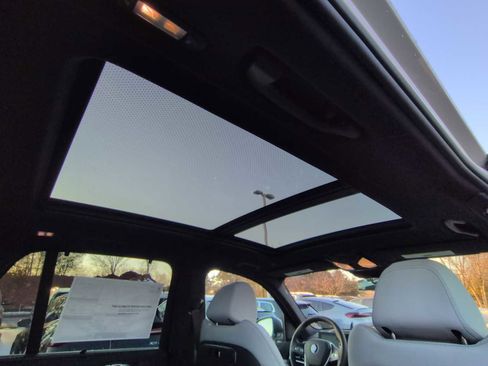 New 2026 BMW X5 xDrive50e w/ Executive Package image 23