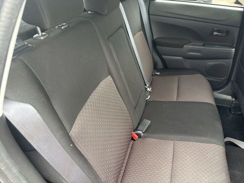 Used 2018 Mitsubishi Outlander Sport ES FWD image 16
