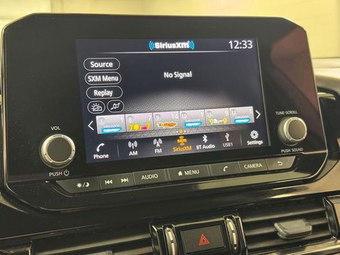 Used 2025 Nissan Pathfinder Rock Creek AWD/4WD image 34