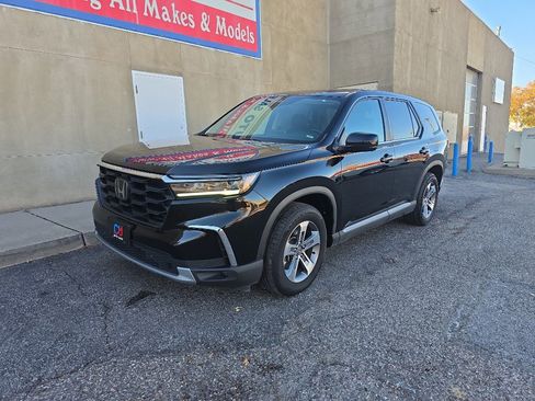 Used 2024 Honda Pilot EX-L image 3