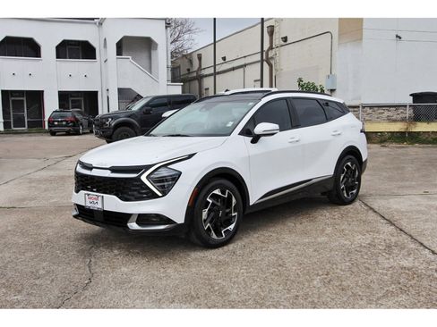 Certified 2023 Kia Sportage SX image 3