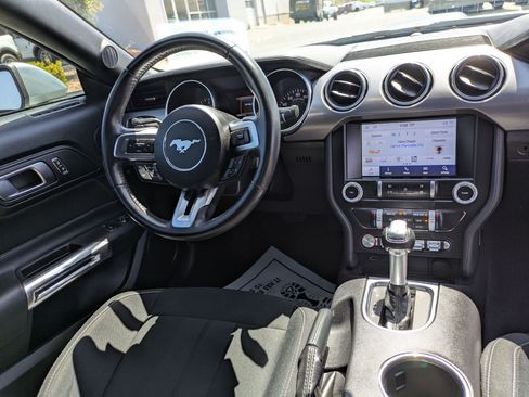 Used 2020 Ford Mustang GT w/ Equipment Group 301A RWD image 29