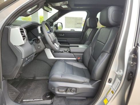 New 2025 Toyota Sequoia Platinum image 19
