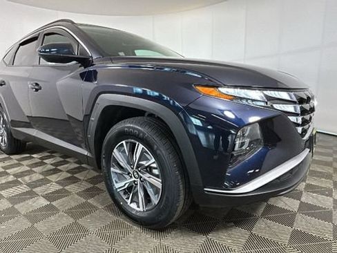 Used 2024 Hyundai Tucson Blue AWD/4WD image 2