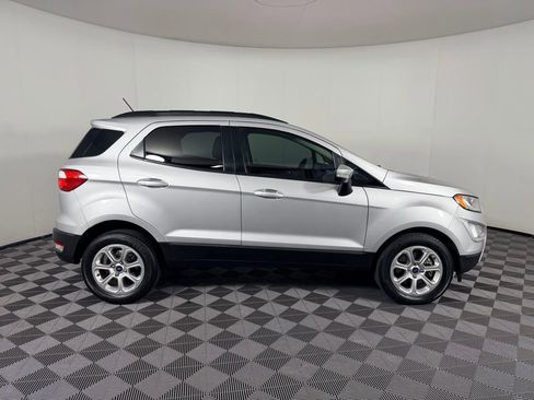 Used 2020 Ford EcoSport SE w/ SE Convenience Package image 11
