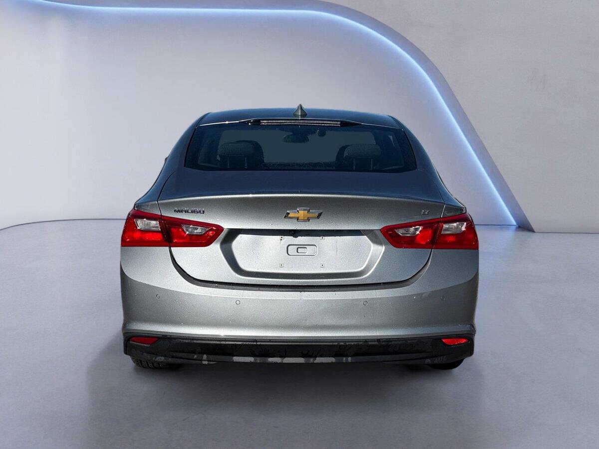 Used 2024 Chevrolet Malibu LT FWD image 4