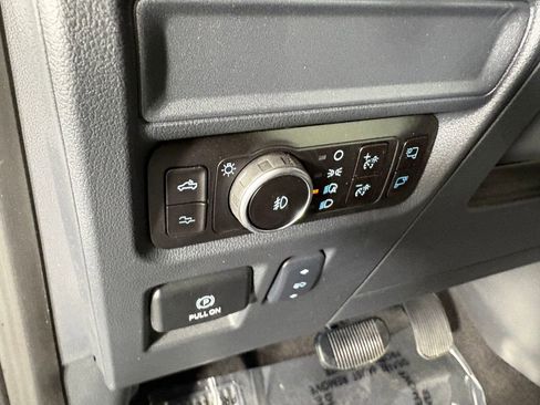 Certified 2025 Ford F150 Raptor w/ Equipment Group 803A Raptor R AWD/4WD image 14