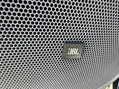 Used 2011 Toyota Tacoma PreRunner w/ TRD Off-Road Pkg w/JBL Audio RWD image 15