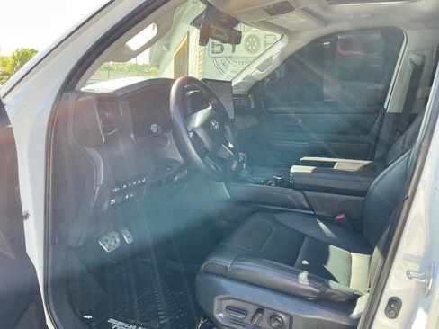 Used 2023 Toyota Sequoia TRD Pro AWD/4WD image 17