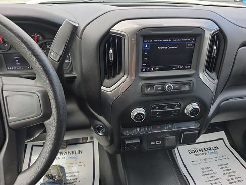 Used 2025 GMC Sierra 3500 Pro w/ Convenience Package AWD/4WD image 16