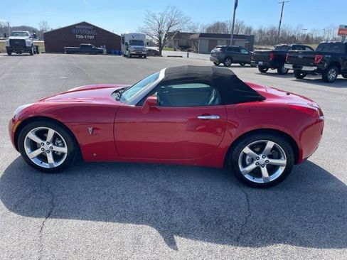 Used 2006 Pontiac Solstice Convertible w/ Premium Package image 5