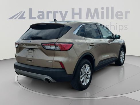 Used 2021 Ford Escape SE w/ Convenience Package AWD/4WD image 5