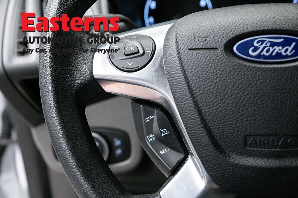 Used 2022 Ford Transit Connect XLT FWD image 14