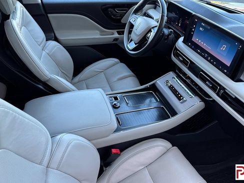 Used 2025 Lincoln Aviator Reserve w/ Equipment Group 201A AWD/4WD image 20