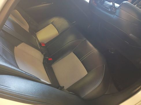 Used 2019 Toyota Corolla XSE FWD image 36