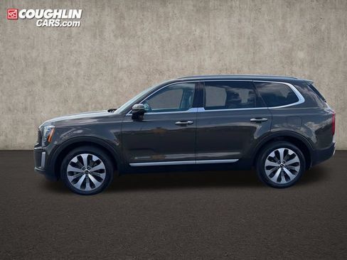 Used 2020 Kia Telluride S FWD image 4
