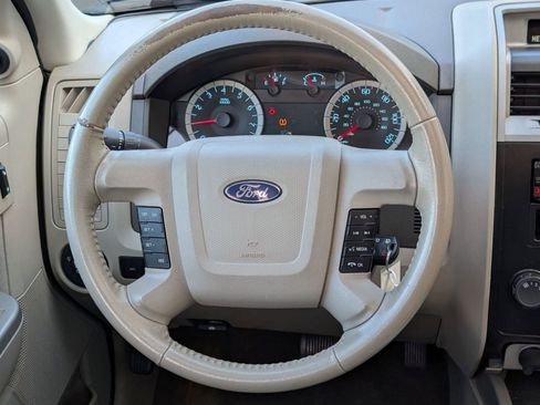 Used 2012 Ford Escape XLT image 17