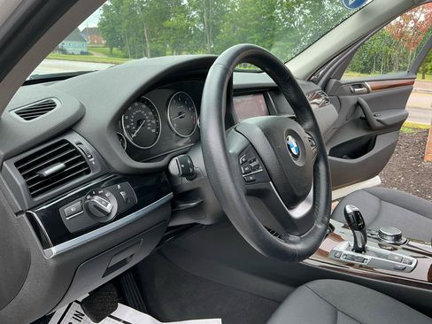 Used 2016 BMW X3 sDrive28i RWD image 16