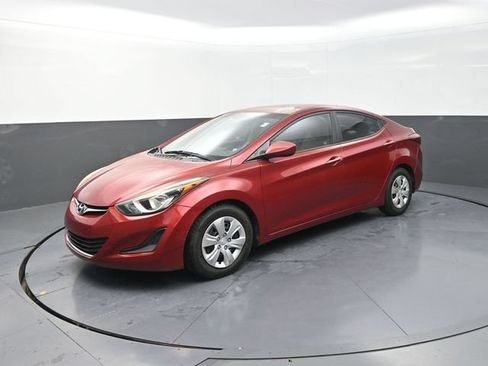 Used 2016 Hyundai Elantra SE FWD image 3