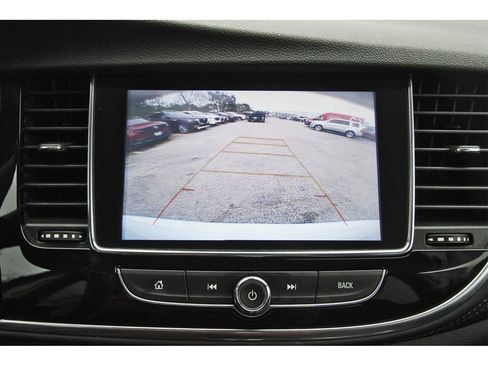 Used 2019 Buick Encore Preferred image 24