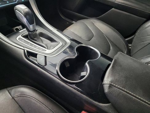 Used 2014 Ford Fusion Titanium image 26