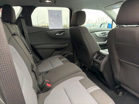Used 2024 Chevrolet Blazer LT w/ Convenience Package image 32