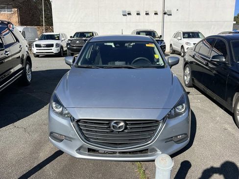 Used 2018 MAZDA MAZDA3 Sport image 2