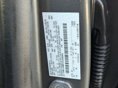 Used 2025 Ford Escape ST-Line AWD/4WD image 30