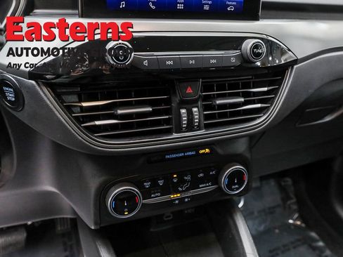 Used 2024 Ford Escape Active image 20