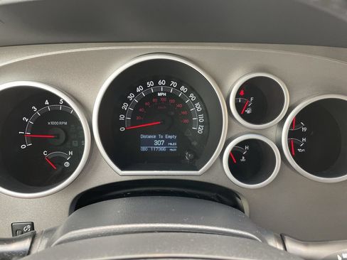 Used 2014 Toyota Sequoia Limited AWD/4WD image 17