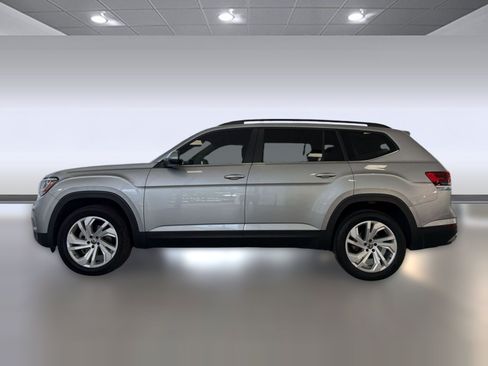 Used 2023 Volkswagen Atlas SE FWD image 2