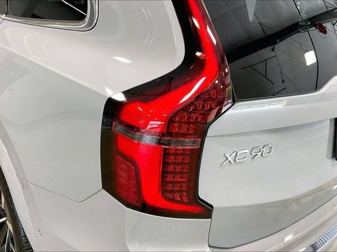 Used 2026 Volvo XC90 B6 Plus w/ Protection Package AWD/4WD image 24