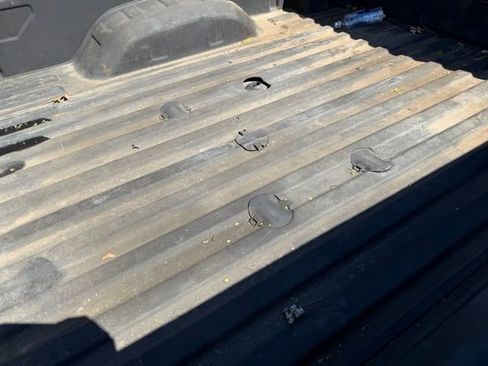 Used 2022 Chevrolet Silverado 2500 Custom w/ Gooseneck/5TH Wheel Package image 9