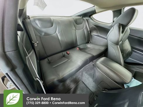 Used 2010 Hyundai Genesis 3.8 image 26