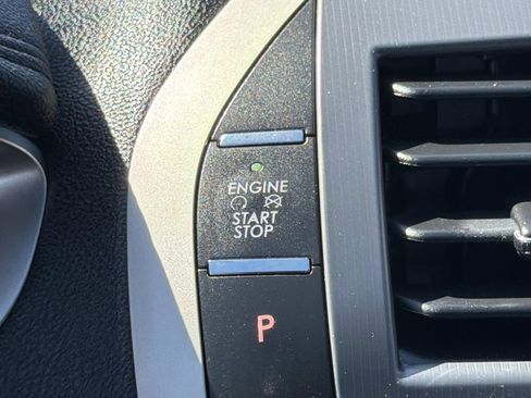 Used 2017 Lincoln MKZ Reserve FWD image 12