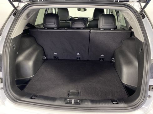 Used 2022 Jeep Compass Limited image 32