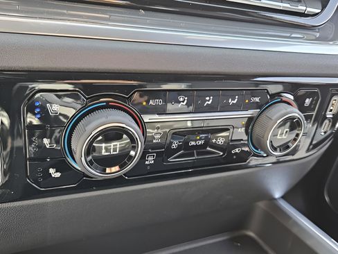 New 2025 Chevrolet Silverado 2500 High Country w/ Technology Package image 24