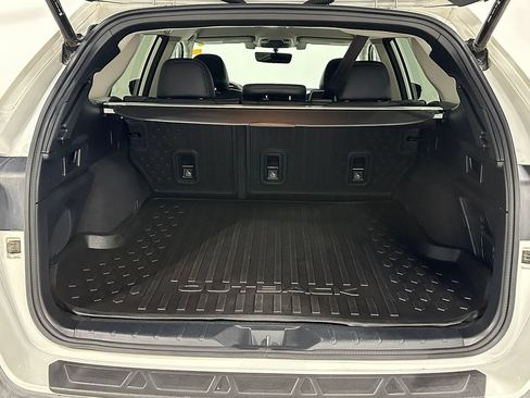 Used 2020 Subaru Outback Limited AWD/4WD image 5
