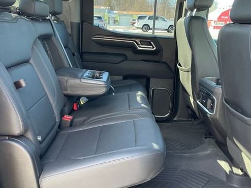 Used 2022 Chevrolet Silverado 1500 LTZ image 13