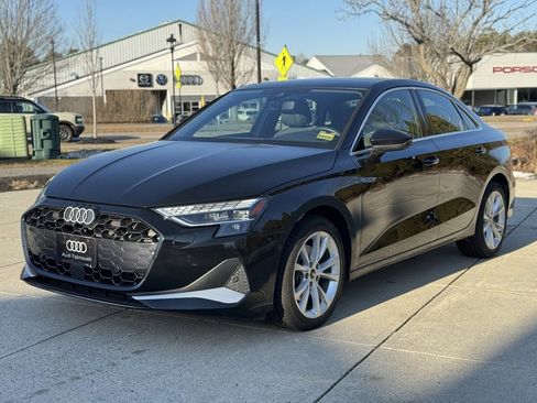 Used 2025 Audi A3 2.0T Premium image 5