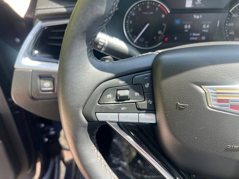 Certified 2025 Cadillac XT6 Premium Luxury AWD/4WD image 18