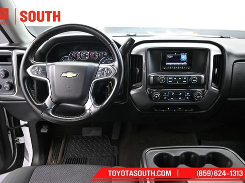 Used 2015 Chevrolet Silverado 1500 LT AWD/4WD image 11