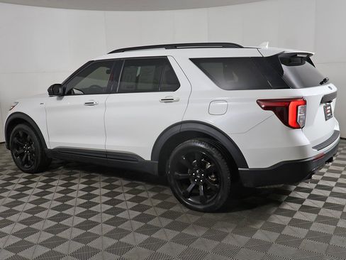 Used 2023 Ford Explorer ST-Line w/ Class IV Trailer Tow Package image 17