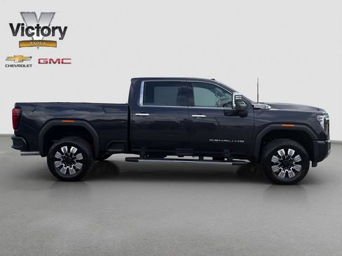 New 2026 GMC Sierra 2500 Denali w/ Technology Package AWD/4WD image 7
