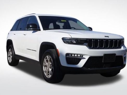 Used 2023 Jeep Grand Cherokee Limited image 1