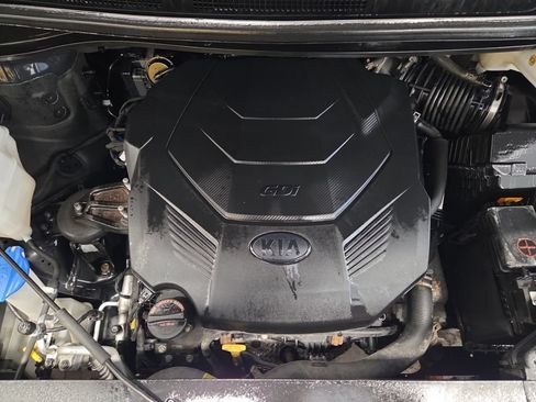Used 2021 Kia Sedona SX FWD image 32