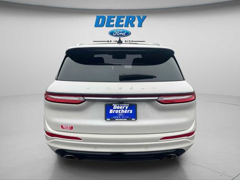 Used 2024 Lincoln Corsair Grand Touring image 7